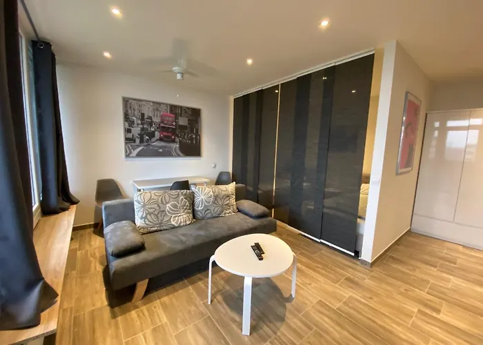 Modernes Homberg Apartment Duisburg